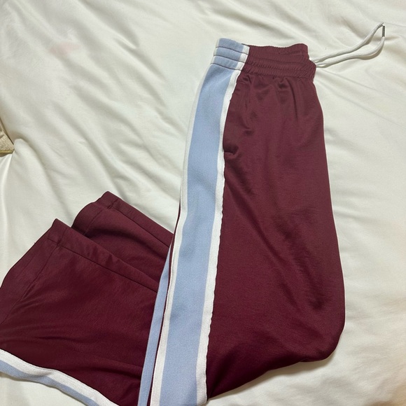 Abercrombie & Fitch Burgundy and Light Blue sweatpants - Picture 2 of 5